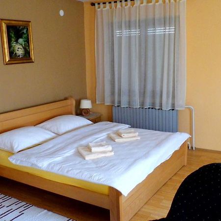 Apartmani Maraton Vukovar Eksteriør bilde
