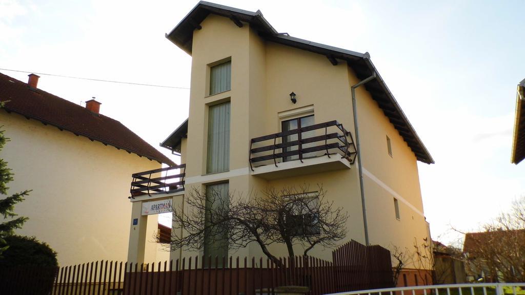 Apartmani Maraton Vukovar Eksteriør bilde