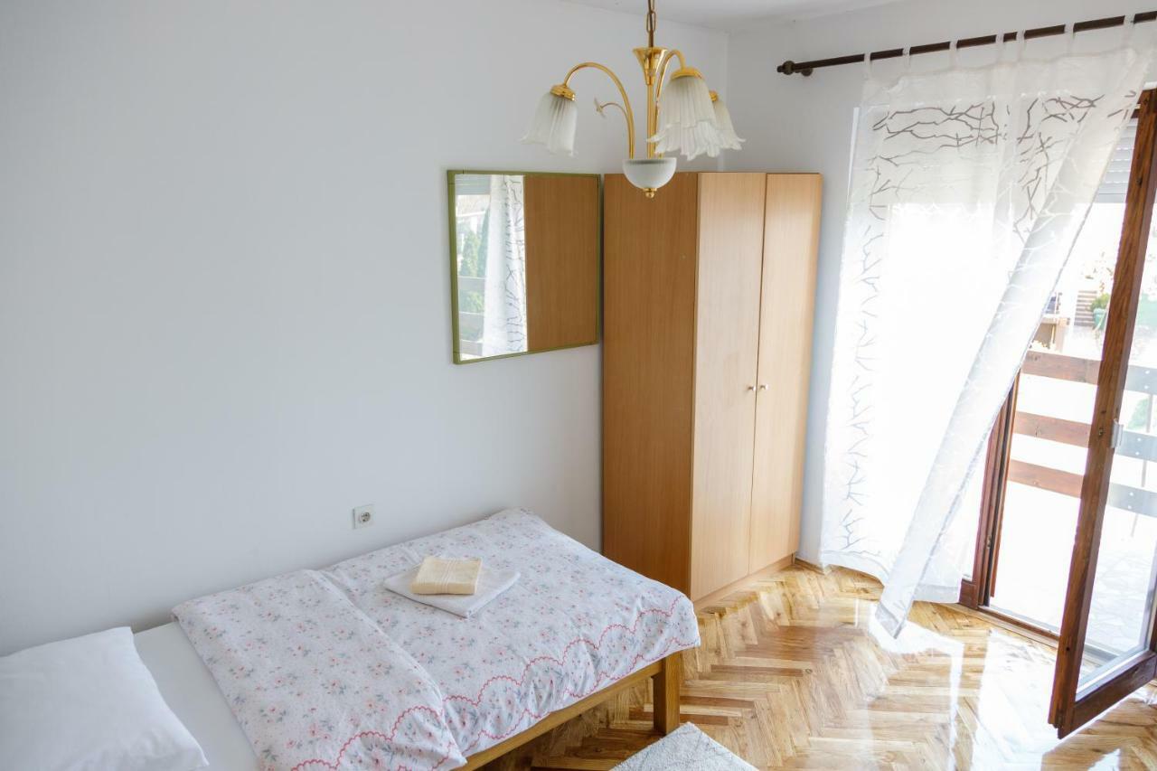 Apartmani Maraton Vukovar Eksteriør bilde